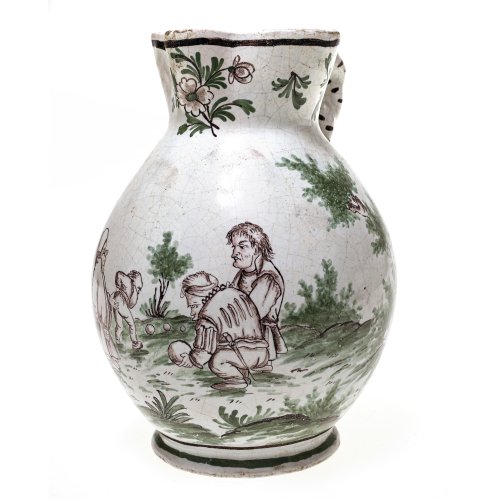 Birnkrug. Hann. Münden, 18./19. Jh. Fayence, schauseitig Boule Spieler. Boden bezeichnet 
