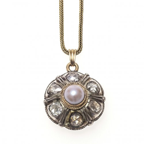 Anhänger mit Diamantrosen und Kette, Nr. 68