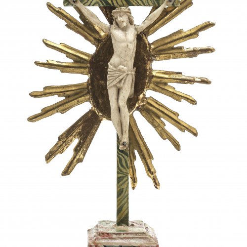 Standkreuz mit Corpus Christi