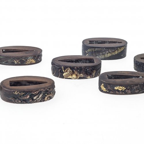 Neun Fuchi, Japan, 19. Jh. Metall, tw. verziert.