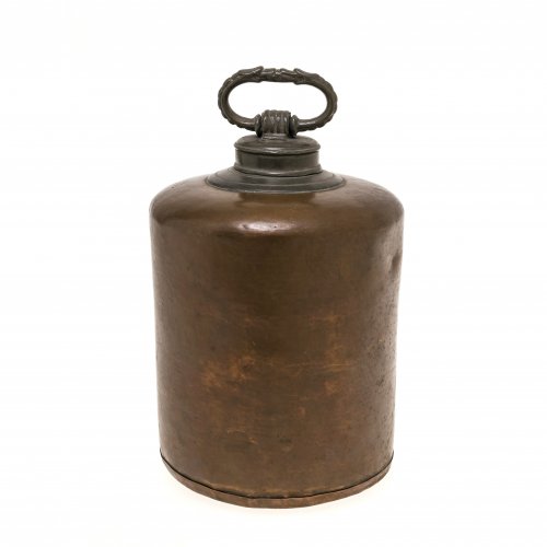 Schraubflasche. Kupfer, Zinn. Rep. H. 20 cm.