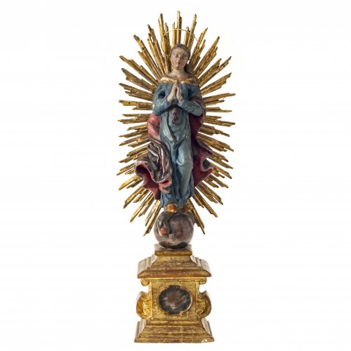 Maria Immaculata. Bayern, 18. Jh. Holz, übergangene Farb- und Goldfassung. H. 34 cm.