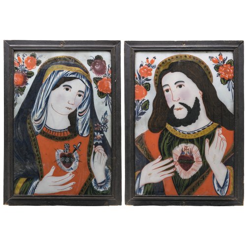 Ein Paar Hinterglasbilder. Buchers oder Sandl, 19. Jh. Herz Mariä bzw. Herz Jesu. Tempera/Glas. Kleine Farbablösungen. 53 x 35,5 cm.