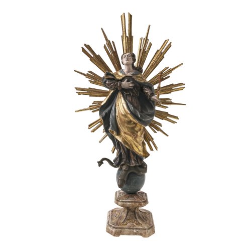 Maria Immaculata. Holz, übergangene Farb- und Goldfassung. Fassung best., rest., Szepter besch., erg. H. 56 cm.