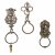 Drei Schlüsselanhänger. Zwei in Silber, einer in Messing, verzinkt. Einer davon mit Schlossermotiv. L. 10-15,5 cm.