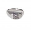 Herrenring. Diamant, Mittelstein. Piquet, IJ. Ca. 0,7 ct. 14 K WG. Weite 54.