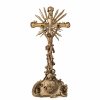 Standkreuz. Franken, Mitte 18. Jh. Holz, ungefasst. Rest. H. 50 cm.