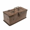 Schatulle. Kupfer, getrieben. Deckel mit gewelltem Rand. Rep. 11 x 24 x 11 cm.