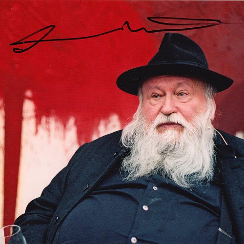 Hierl, Hubertus. Porträt Hermann Nitsch. Vintage auf Fujicolor Crystal Archive Paper, 29,5 x 20,5 cm – von Hermann Nitsch signiert.