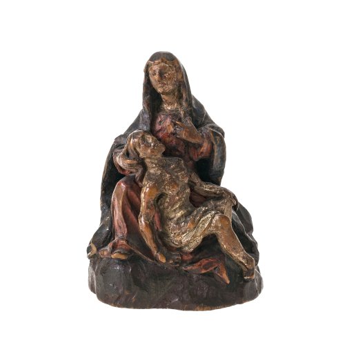 Miniatur-Pietà, 17. Jh. Holz, Farbfassung. Besch., ein Bein fehlt. H. 7 cm.