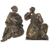 Zwei Reliefs. Süddeutsch, 18./19. Jh. Orientalische Grabwächter. Holz, Reste von Farbfassung. Rep., Best. H., je ca. 52 cm.
