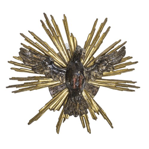 Heiliggeisttaube. Holz, übergangene Farb- und Goldfassung, lackiert. Besch. ø ca. 60 cm.