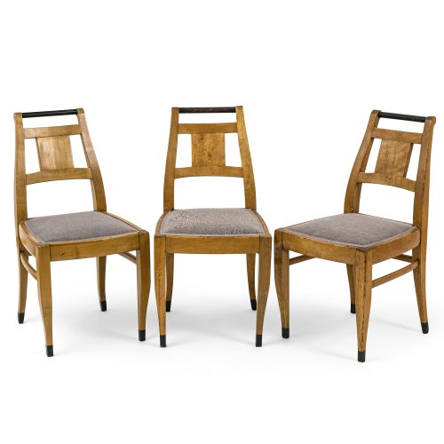 Drei Stühle. Deutsch, 20. Jh. H. 84 cm. Gebrauchsspuren.