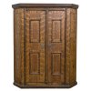 Bauernschrank, Tölz, um 1780. Kammzugmalerei. Holz, übergangene Fassung. Alterungsspuren. 155 x 123 x 59 cm.