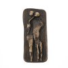 Deutsch, 20. Jh. Liebendes Pärchen. Bronzeplatte. 9 x 4 cm. Monogr. A.R., dat. 10.
