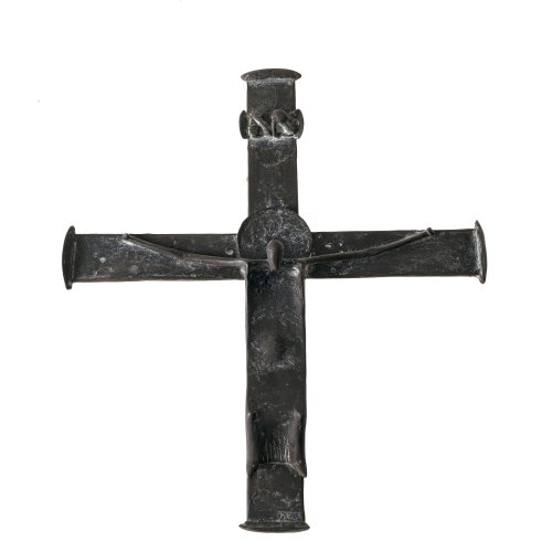 Oblak, Slavko. Moderne Darstellung des Gekreuzigten. Bronze. 44 x 39 cm. Monogr. Alterungsspuren.