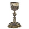 Messkelch. Augsburger Meister FIB, Silber, tw. vergoldet, Emailmedaillons mit Darstellungen aus dem Leben Christi. Leicht besch., min rest., fleckig. H. 25 cm.