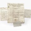 Konvolut an alten Handschriften und Sündenerlass.
18./19. Jh. Zwei Handschriften in Latein und Französisch, darunter Neujahrsgrüße einer Tochter an ihre Eltern in Französisch. Eine deutsche Handschrift mit einem Schreiben des Hochfürstl. Salzurgischen Consistoriums, datiert Salzburg den 27. August 1723. 
Erbrechtsbrief der Churfürstlichen Landes-Direktion von Baiern, um 1804.
