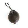 Amulettanhänger: Bezoar. Alpenländisch. L. 13 cm.