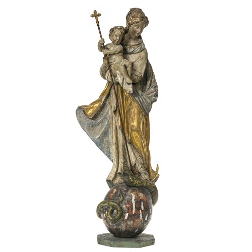 Maria mit dem Jesuskind. Süddeutschland oder Österreich. Holz, übergangene Farbfassung H. 109 cm. Besch., Fassung stark berieben.