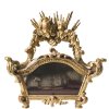 Fatschenkindel im vergoldetem Schrein mit Baldachin, Engelskopfdekor, Rückwand mit Siegeln. Min. best., , Risse, rest.