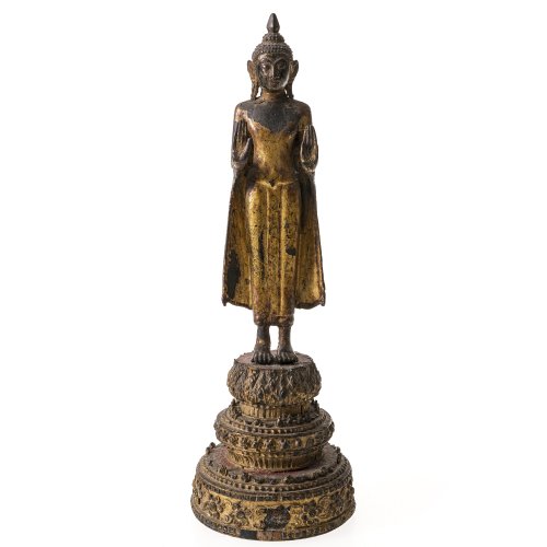Buddha Thailand, Ratanakosin. Auf Lotossockel. Bronze. H. 27,5 cm.