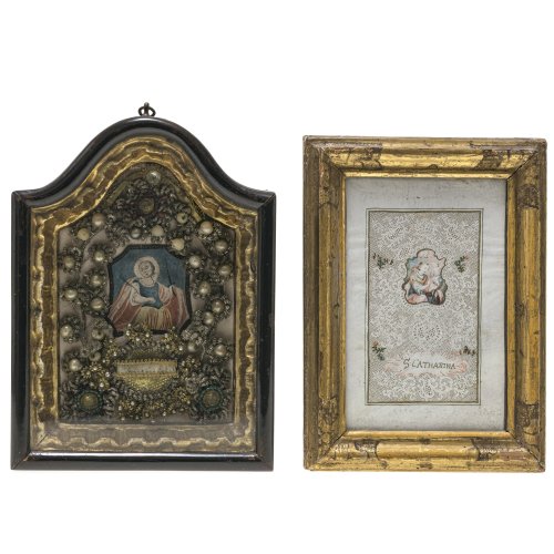 Spitzenbild hl. Catharina und Klosterarbeit Heilige mit Schwert und Märtyrerpalme. Je ca. 19 x 14 cm.