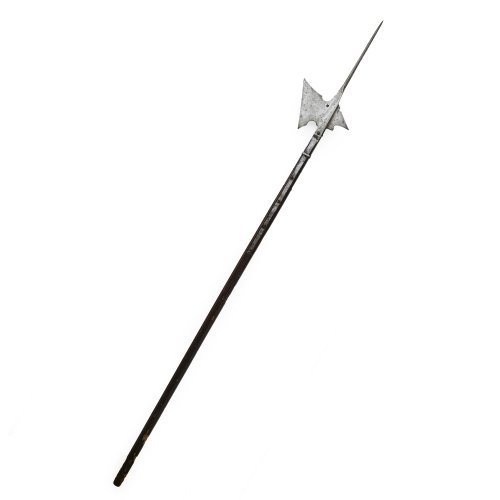 Hellebarde. Deutsch, 16. Jh. Halblange Vierkantspitze mit abgeflachter Basis. L. ca. 209 cm.