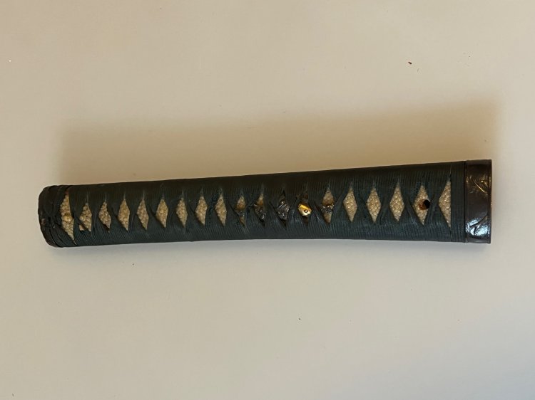 Katana. Japan, Saya Lack besch. L. 90 cm. Bild 2 zu Objekt, Katana. Japan, Saya Lack besch. L. 90 cm.,