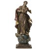 Günther, Ignaz, Werkstatt. Um 1760. Holz, geschnitzt, Reste der alten Farb- und Goldfassung. Maria Immaculata. Rep., best., Alterungsspuren. H. ca. 53 cm.