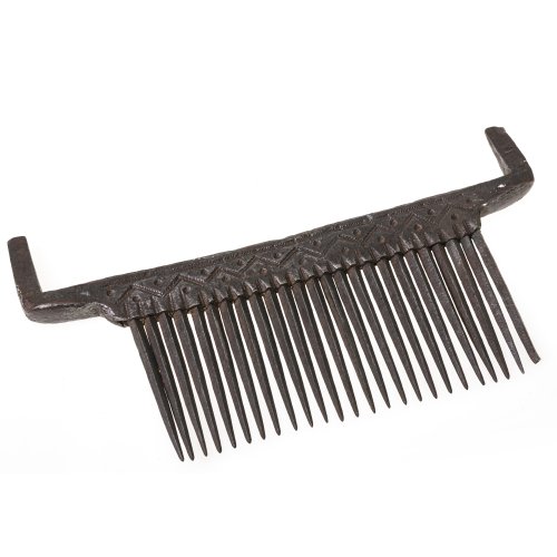 19. Jh. Flachshechel, Eisen. Verwitterungsspuren, besch. 27 x 48,5 cm.