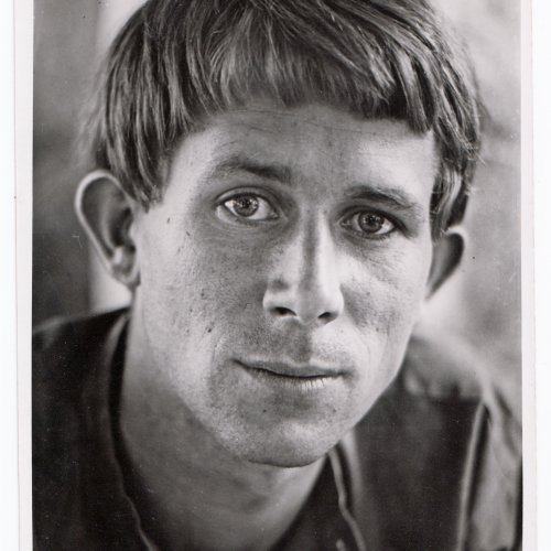 Porträt Fritz Koenig. Vintage Print (Originalabzug). Deutsch, 1952. 18 x 13 cm. Rücks. monogr. F.K., dat. 1952.