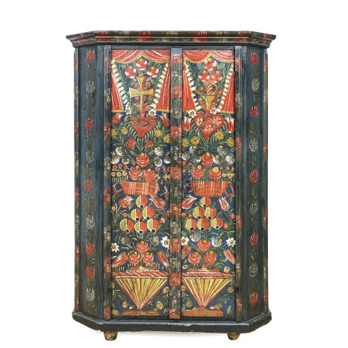 Bauernschrank. Bad Tölz. Farbig bemalt. Besch., rest. 163 x 112 x 43 cm.
