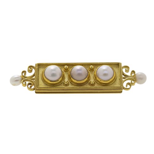 Brosche (sog. Haftl).  Hugo Högner. Gold, Perlenbesatz.