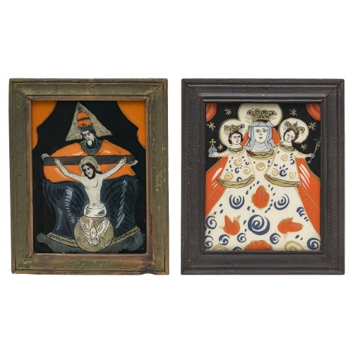 Zwei Hinterglasbilder.  Raimundsreut. Gnadenbild von Kreuzberg bzw. von Sonntagberg.Anna selbdritt. Tempera/Glas. Rest., ein Glas mit Sprung. 25 x 20 cm bzw. 25 x 18 cm.