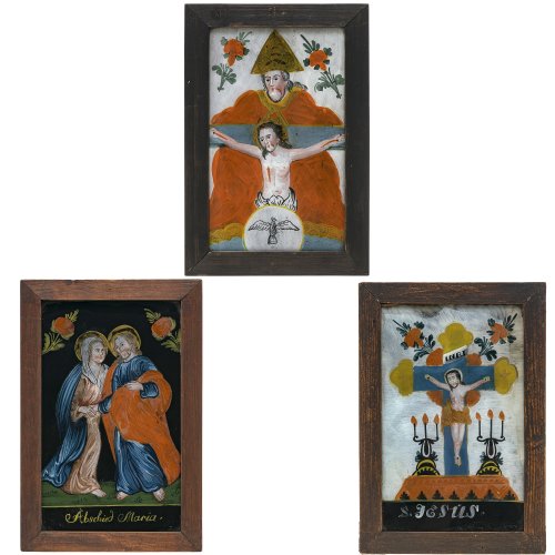 Drei Hinterglasbilder. Schlesien. Heilige Dreifaltigkeit, Abschied der Maria, Christus am Kreuz. Tempera/Glas. Tw. rest. Je ca. 27 x 16 cm.