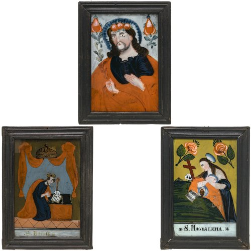 Drei Hinterglasbilder. Sandl/Buchers. Christus, hl. Maria Magdalena und hl. Petrus. Tempera/Glas. Ein Glas besch. Je ca. 30 x 20 cm.