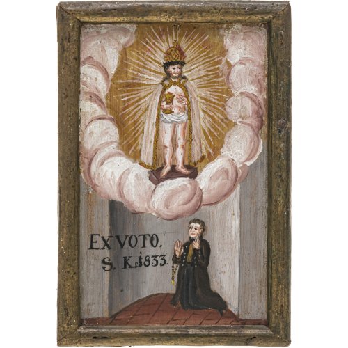 Ex Voto. Süddt., 1. H. 19. Jh. Gnadenbild, gekrönter Jesus mit Kelch in der Hand, umgeben von Wolkenaureole. Dat. 1833. Tempera/Holz. 18,5 x 12,5 cm.