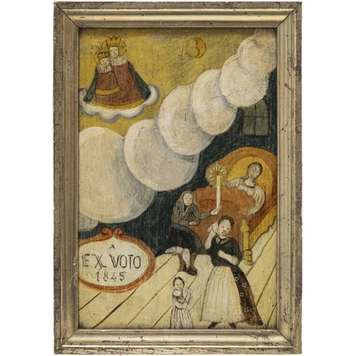 Ex Voto. Süddt., dat. 1845. Anbetung der Maria im Kegelmantel. Im unteren Bildbereich besorgte Familie im Gebet für Erkrankte. Öl/Holz. 25,5 x 17 cm.