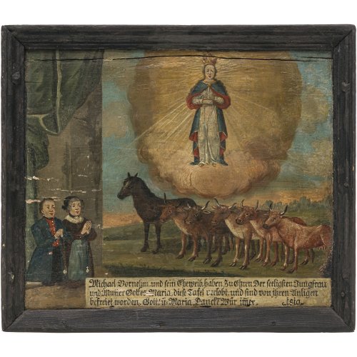 Votivtafel. Süddt., 19. Jh. Zwei Votanten betend zur Mutter Gottes. Darunter Darstellung von fünf Rindern und einem Pferd. Tempera/Holz. 30 x 34,3 cm. Besch.