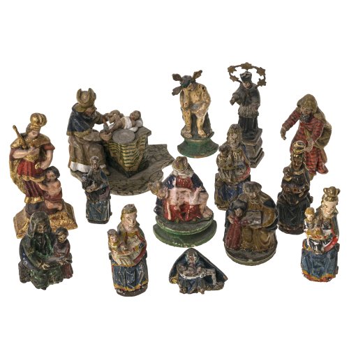 Vierzehn kleinformatige Heiligenfiguren. Holz, geschnitzt, farbig gefasst.  Tw. besch. H. 3,5-11 cm.