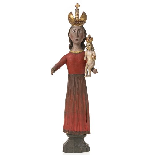 Gnadenmaria mit Kind. Niederbayern. Holz, Farbfassung.  Holz mit Risse, rest. H. 67 cm.