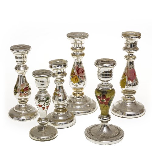 Sechs Kerzenleuchter. Bauernsilber. H. 16-22 cm.