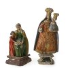 Zwei Gnadenbilder: Maria mit dem Jesuskind und Maria lehrt Anna das Lesen. Bayern/Böhmen. Holz, Farbfassung. Besch. (Hand), eines rest., erg. H. 15,5-21,5 cm.