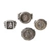 Vier Devotionalienringe. Silber bzw. versilbert, mit Bogenberger Gnadenmaria (2x) bzw. hl. Antonius (2x).