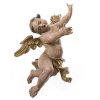 Putto, schwebend. Süddeutsch. Holz, übergangene Inkarnat- und Goldfassung. Best, Fassung mit Riss, min. rest. H. 47 cm.