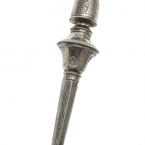 Nähnadeldose. Silber. Dreifach aufschraubbar. H. 9,3 cm.