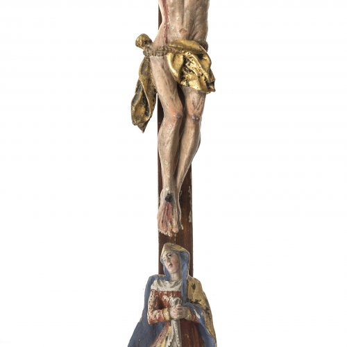 Christus am Kreuz mit Schmerzensmutter. Süddeutsch, 19. Jh. H. 115 cm.