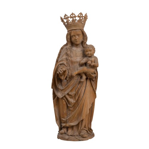 Madonna mit Jesuskind.  Salzburg, Ende 15. Jh. Lindenholz. H. 78 cm.