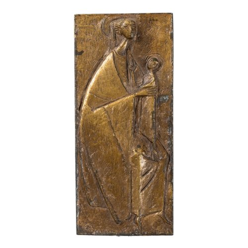 Plakette. Metall, bronziert. Maria mit Kind. Plakette anlässlich des Besuches von Papst Johannes Paulus II. in Österreich im Jahr 1988. Monogr. EH. 16,5 x 7 cm.